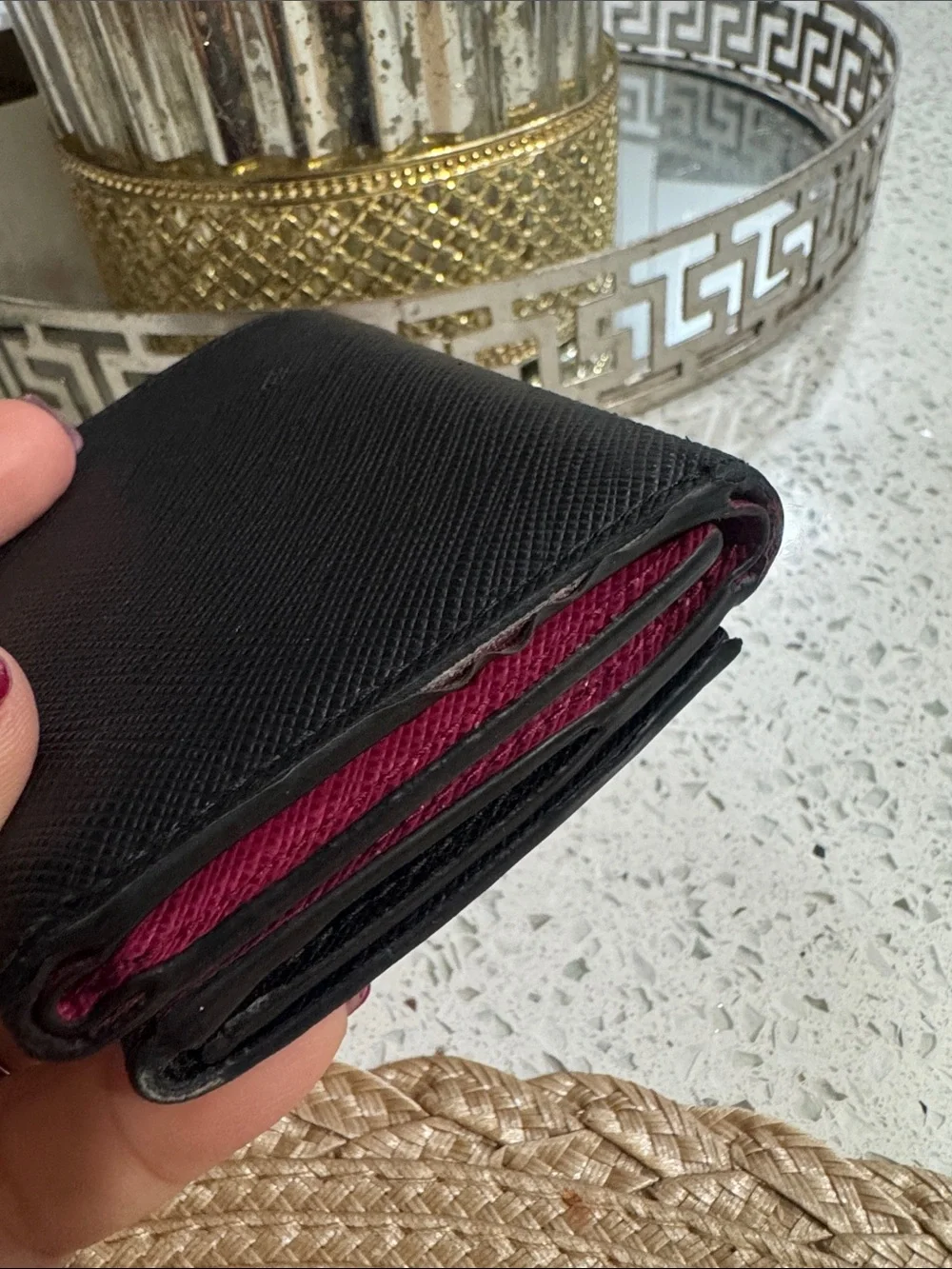 🖤Prada Saffiano Leather Tri-Fold Wallet Black Pink